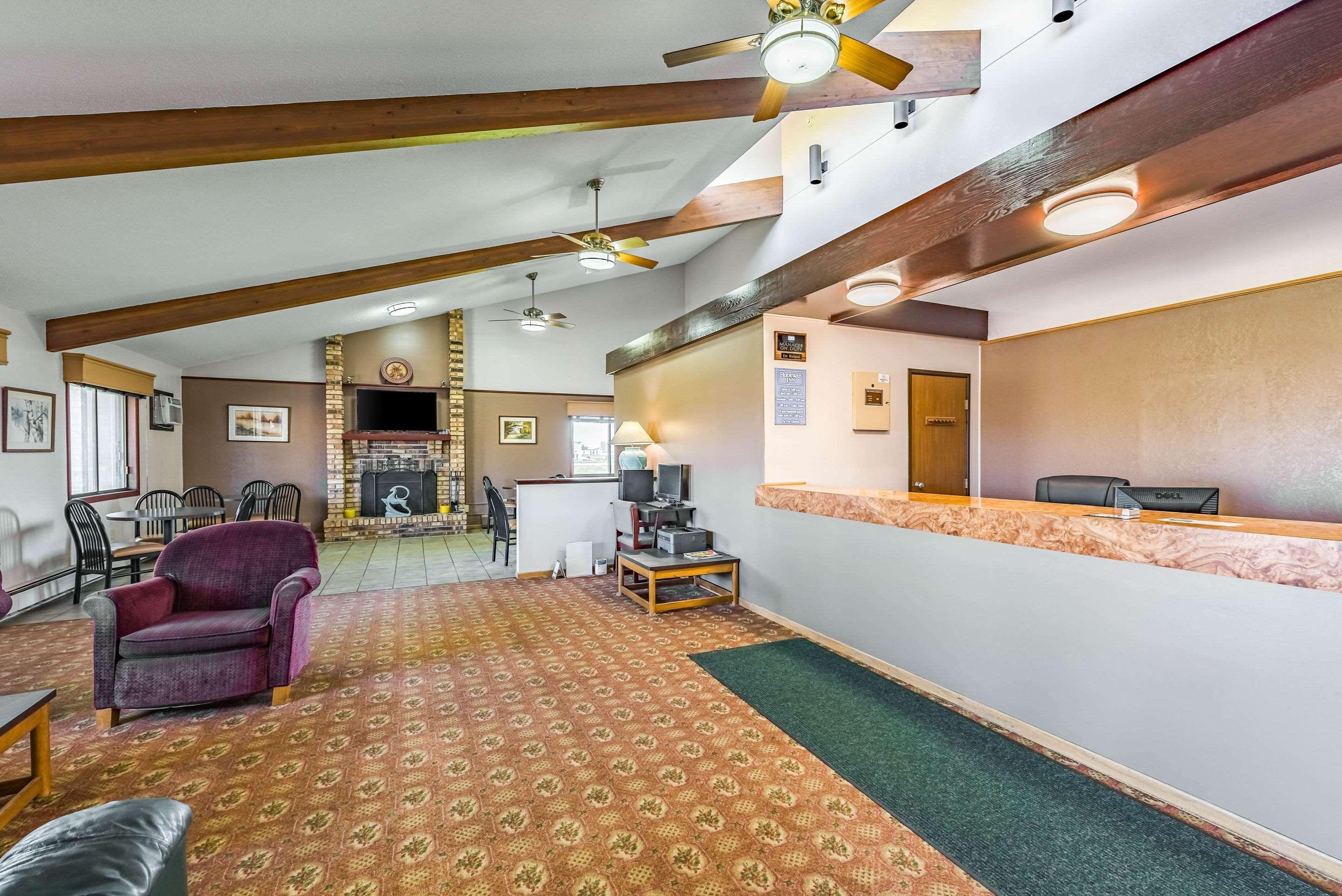 Rodeway Inn Saint Joseph Exterior photo